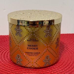 BBW Merry Cookie 3 Wick Candle NWT